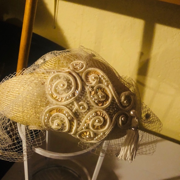 Hat - Picture 2 of 2